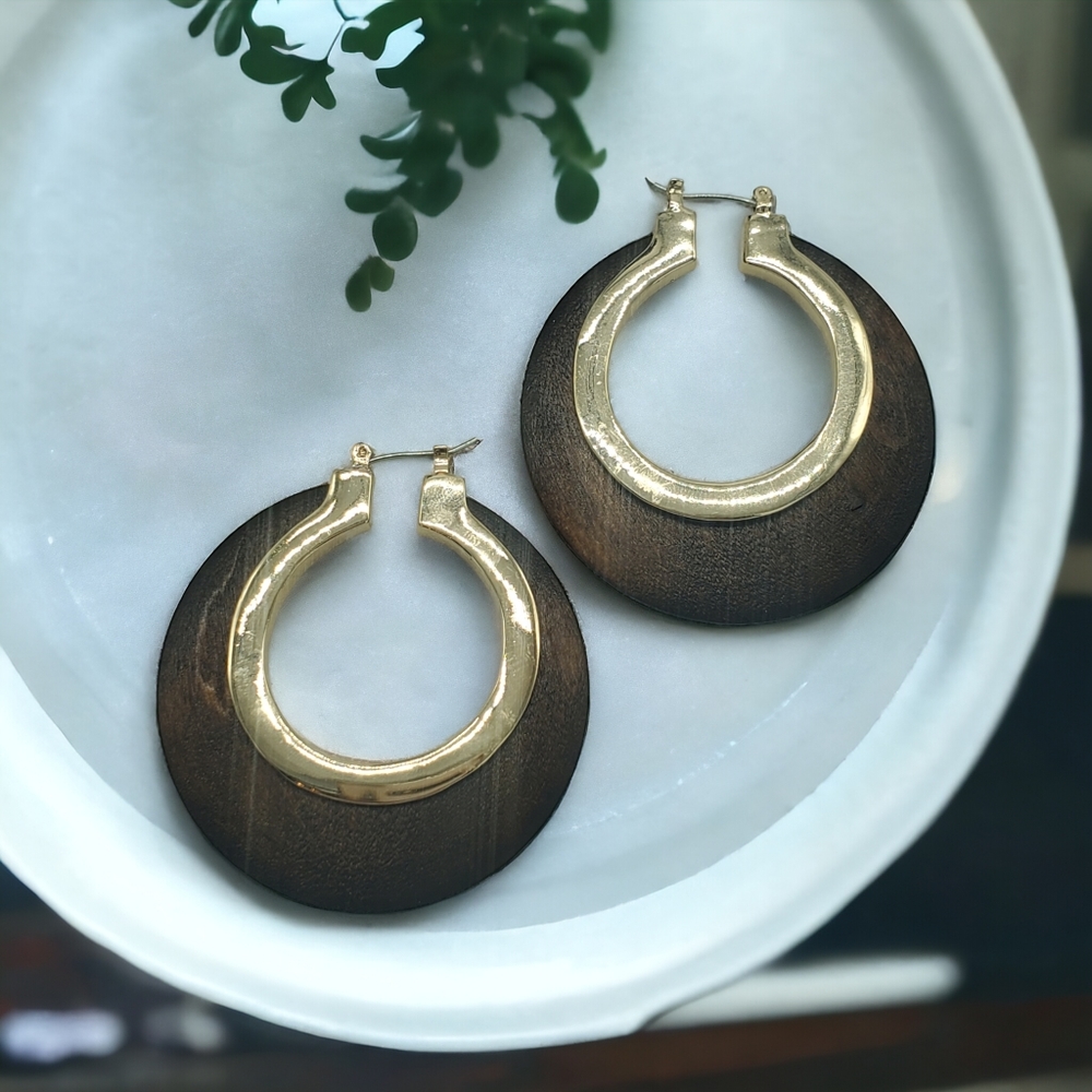 02689  Wooden Hoop Earrings